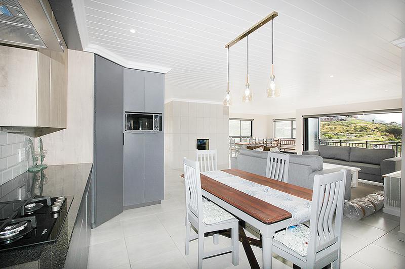 3 Bedroom Property for Sale in Menkenkop Western Cape